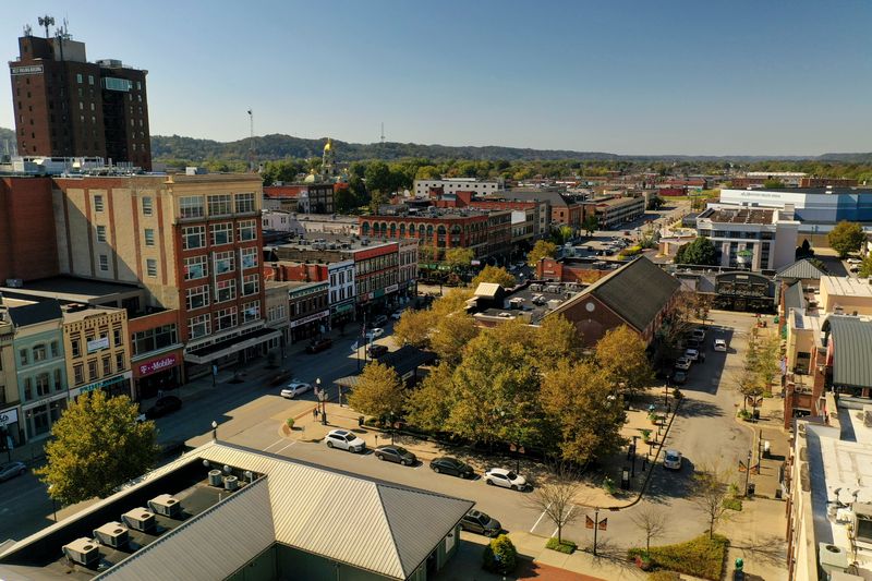 Huntington, West Virginia, featured in Hola Latinos issue 126