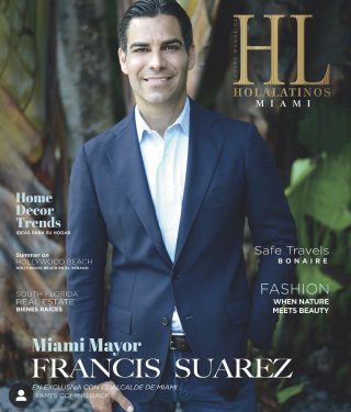 Francis Suarez, alcalde de Miami, en la portada de la revista HL con un traje azul marino.